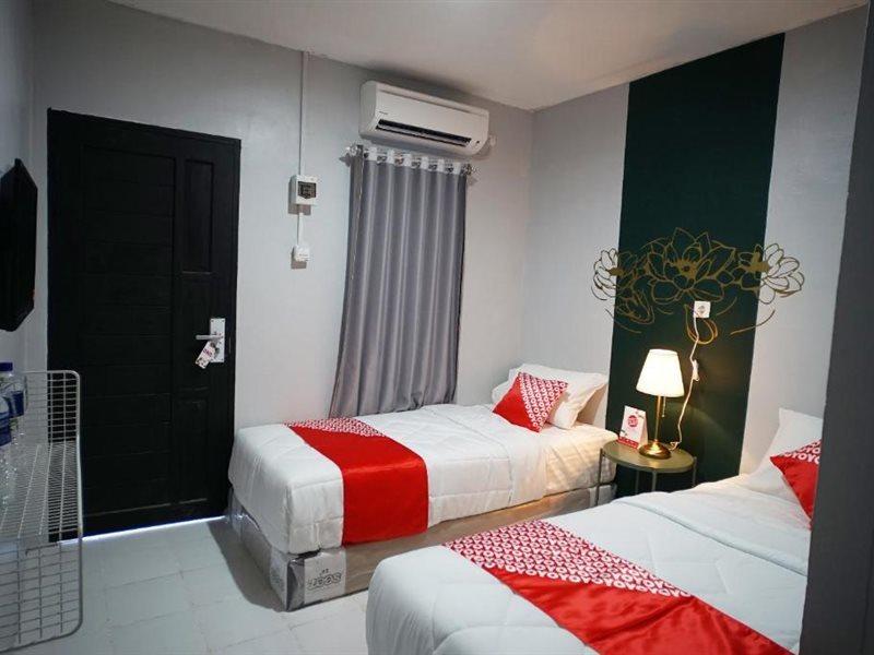 Reddoorz At Sani Guest House Balikpapan Exterior photo