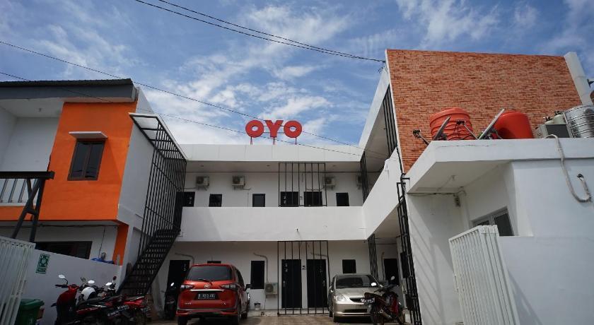 Reddoorz At Sani Guest House Balikpapan Exterior photo